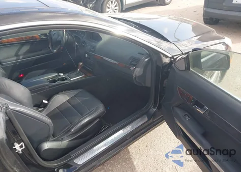 2010 Mercedes-Benz E 350 из США, поврежденный, VIN WDDKJ5GB8AF047579